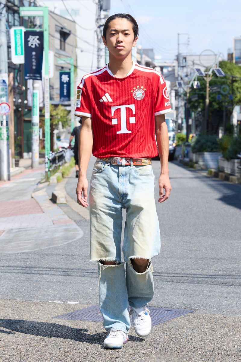 アディダスのTシャツコーディネート | 260926-1131-04 $well 3枚目の写真
