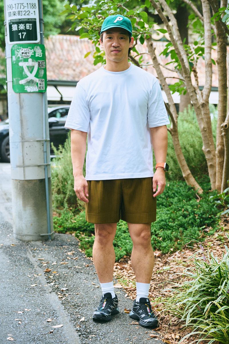 ユニクロのTシャツコーディネート | 261004-1239-30 カンショーン 3枚目の写真