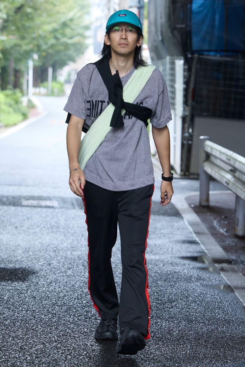ダンノンのTシャツコーディネート | 261004-1414-01 栗原 健