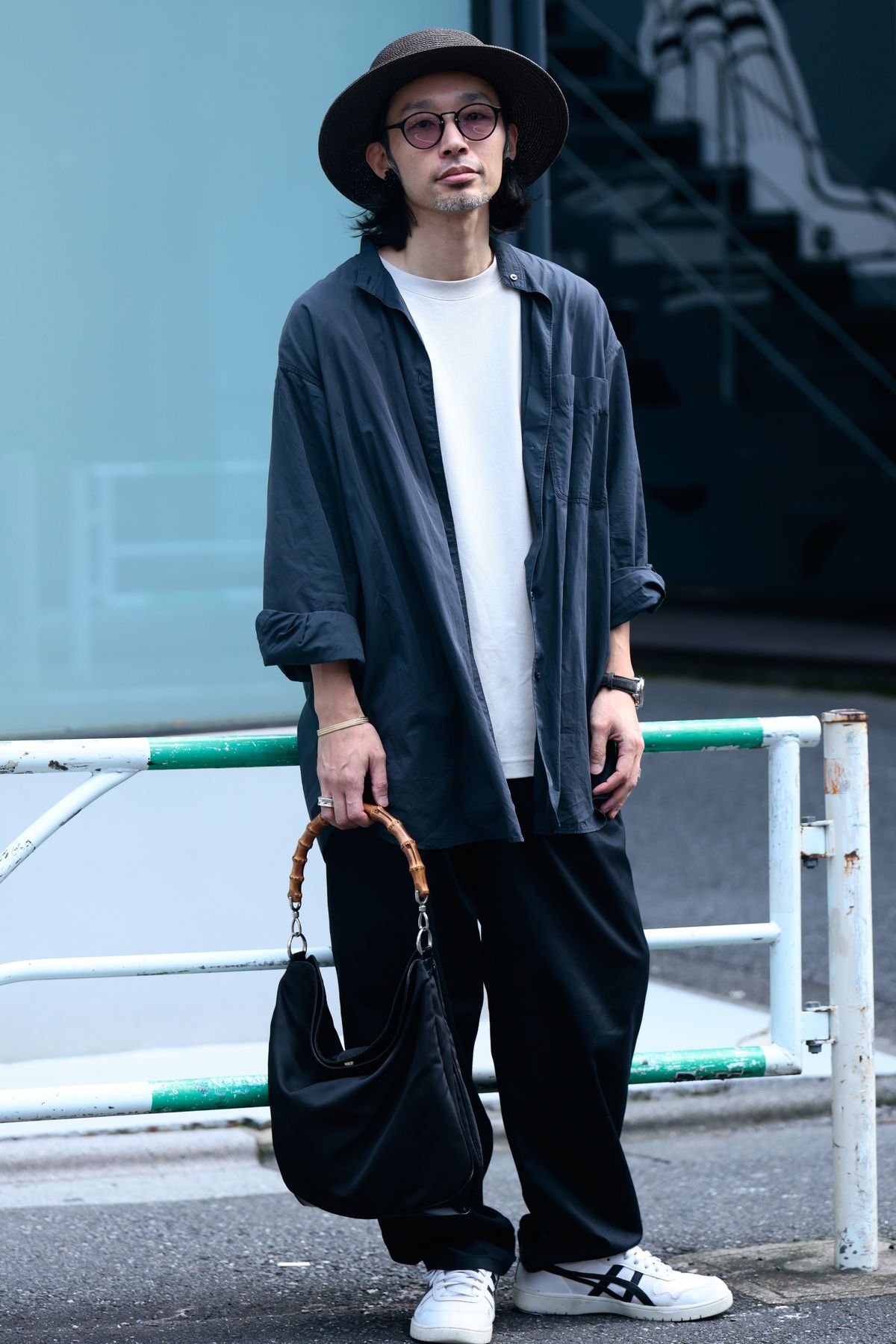 帽子＝ニコアンド