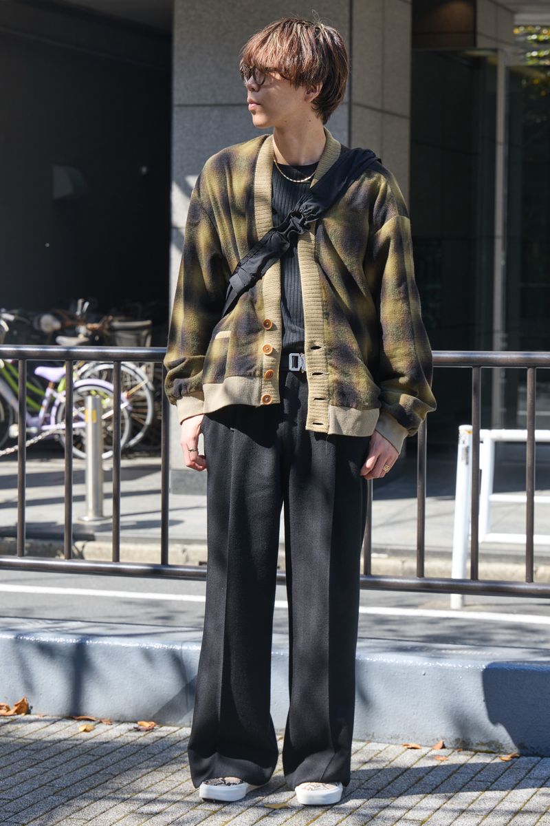バウワウのシャツコーディネート | 261028-0814-58 ヤマザキダイチ 2枚目の写真