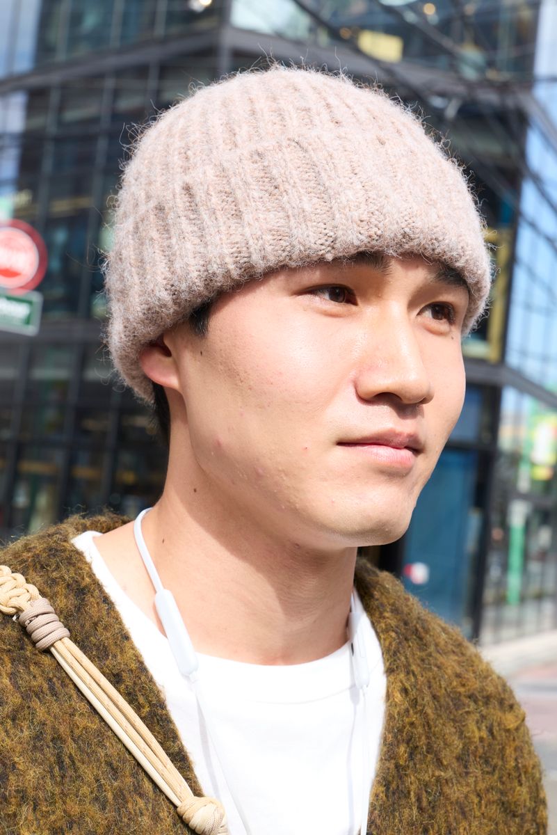 アワーレガシーのカーディガンコーディネート | 261028-1114-00 荒田瑞樹 2枚目の写真