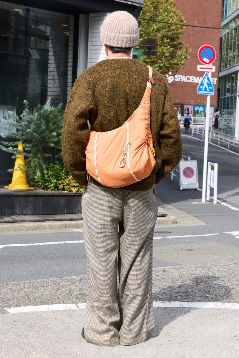 アワーレガシーのカーディガンコーディネート | 261028-1114-00 荒田瑞樹 3枚目の写真