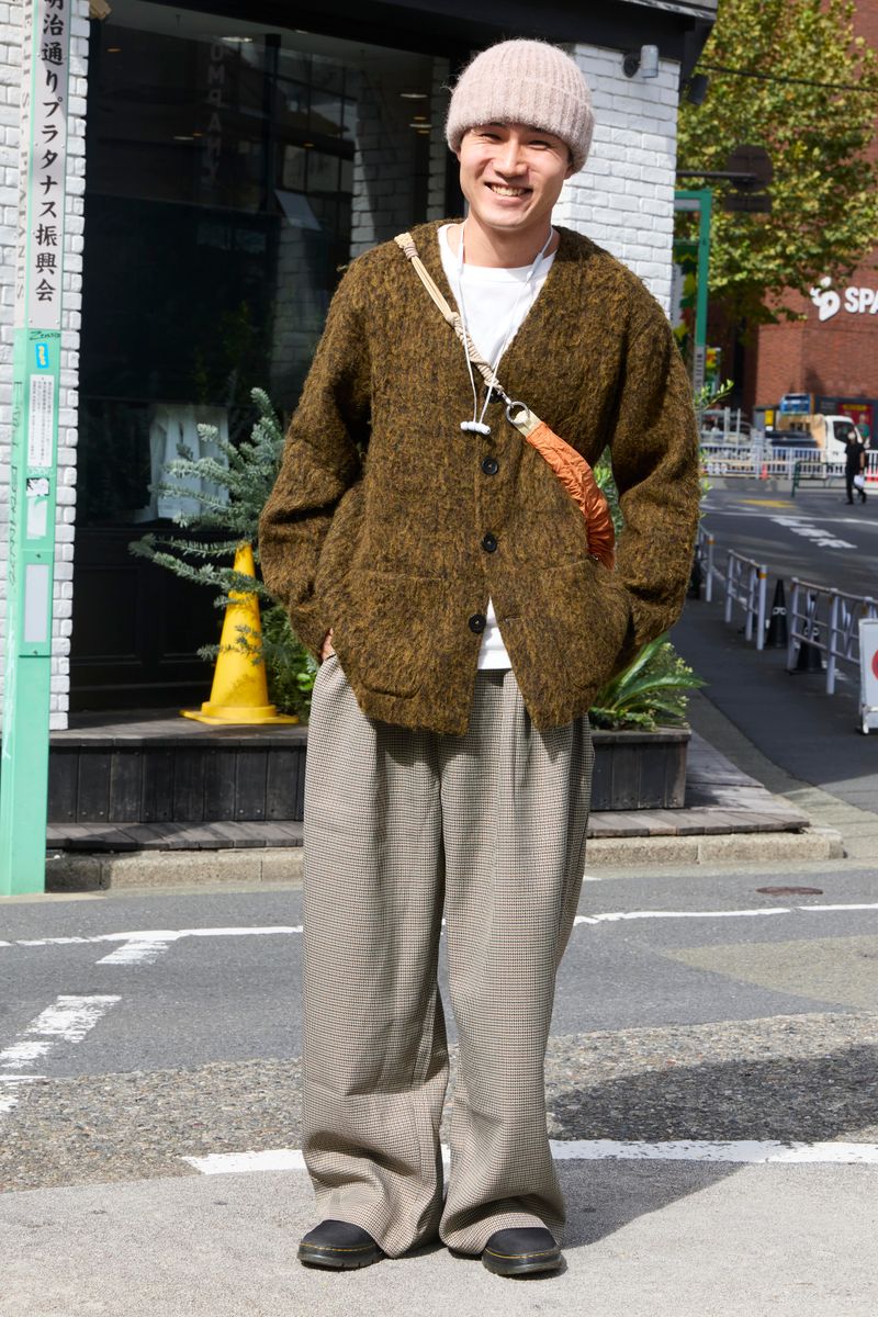 アワーレガシーのカーディガンコーディネート | 261028-1114-00 荒田瑞樹