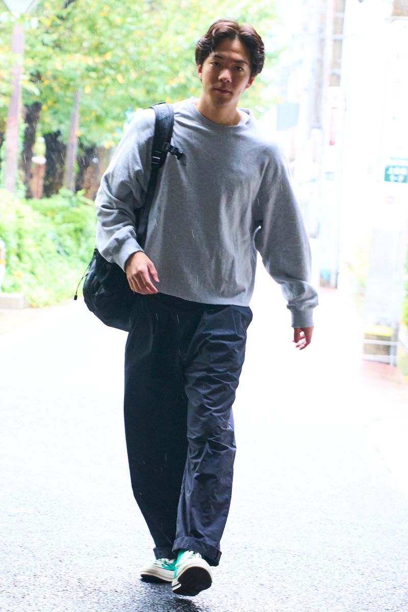 コンビニエンスウェアのスウェットコーディネート | 261029-2129-02 福島 亘 2枚目の写真