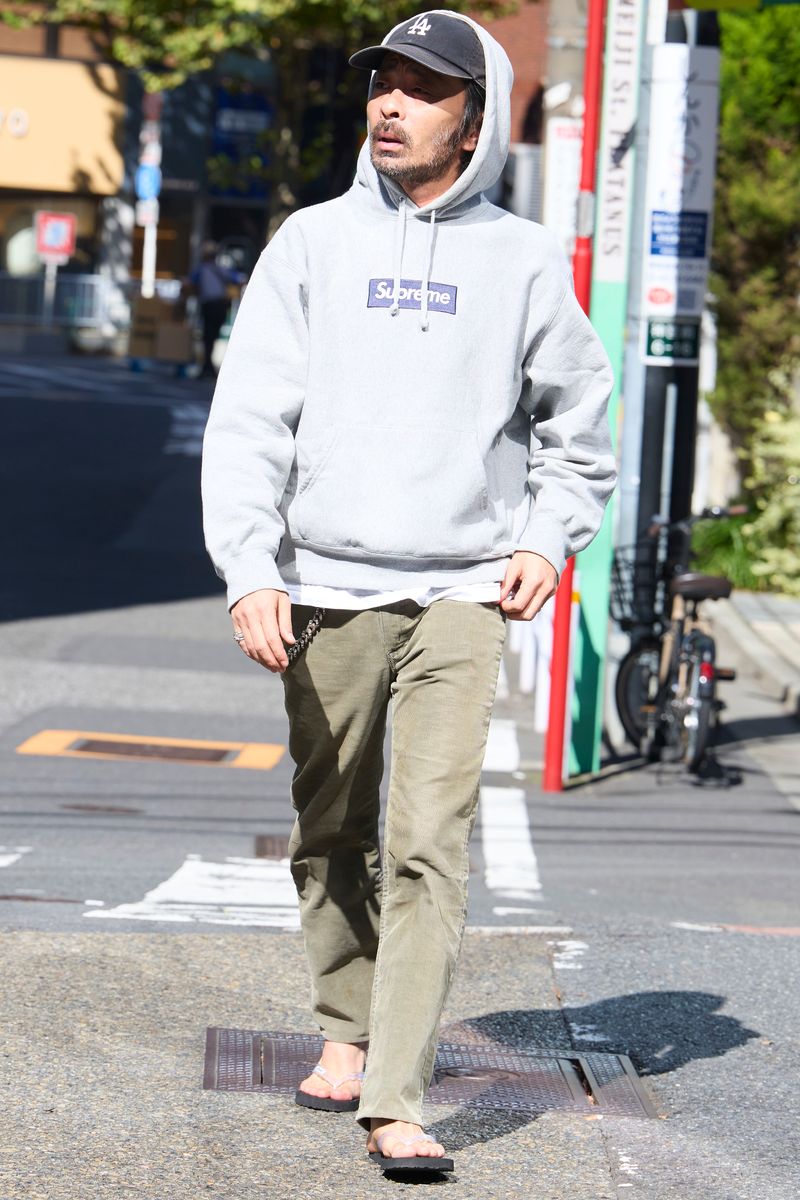 シュプリームのパーカコーディネート | 261031-1403-27 板倉 忍 3枚目の写真