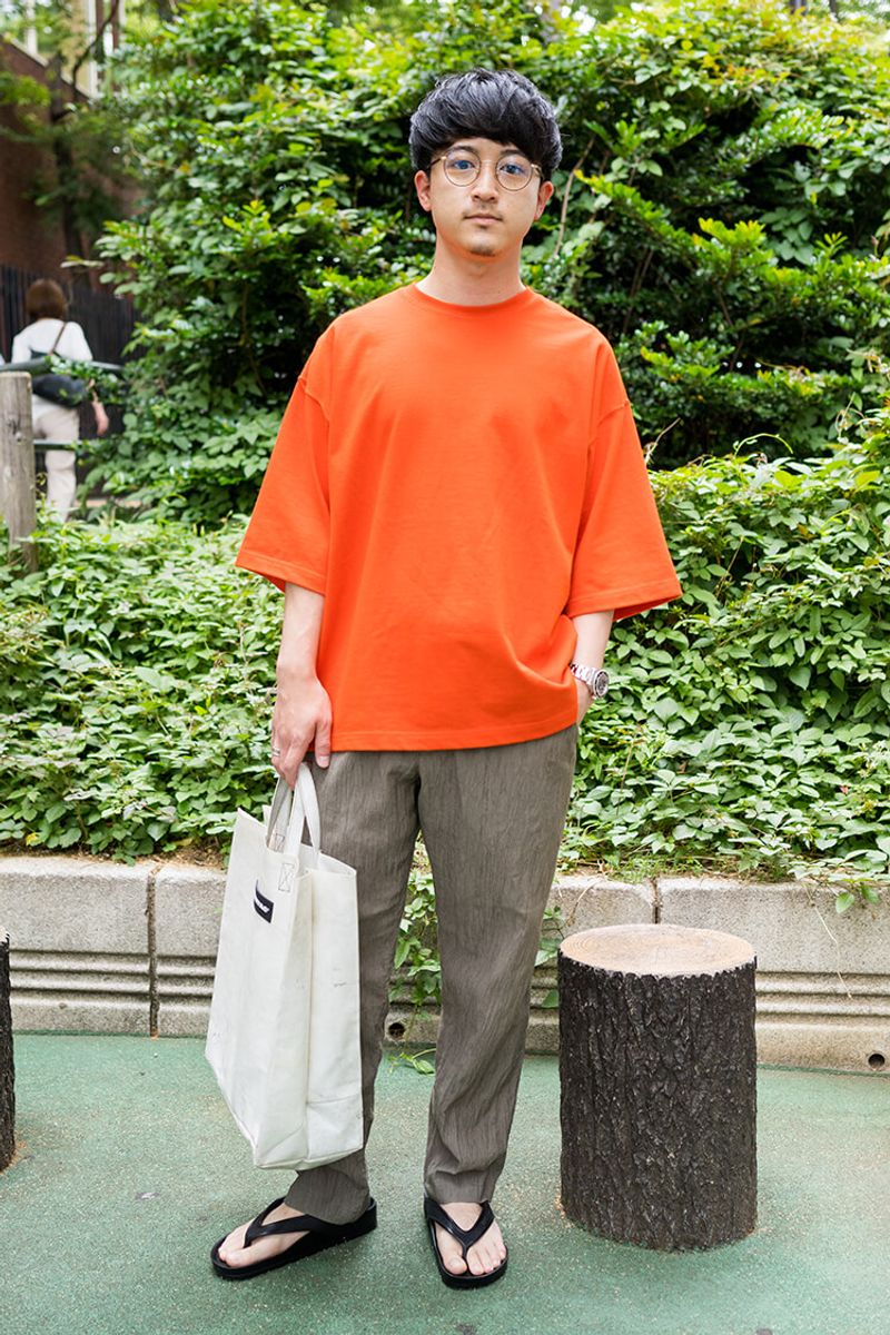 着心地もコーデもラクラク。ビッグカラーTシャツはみんなの味方 井原健輔