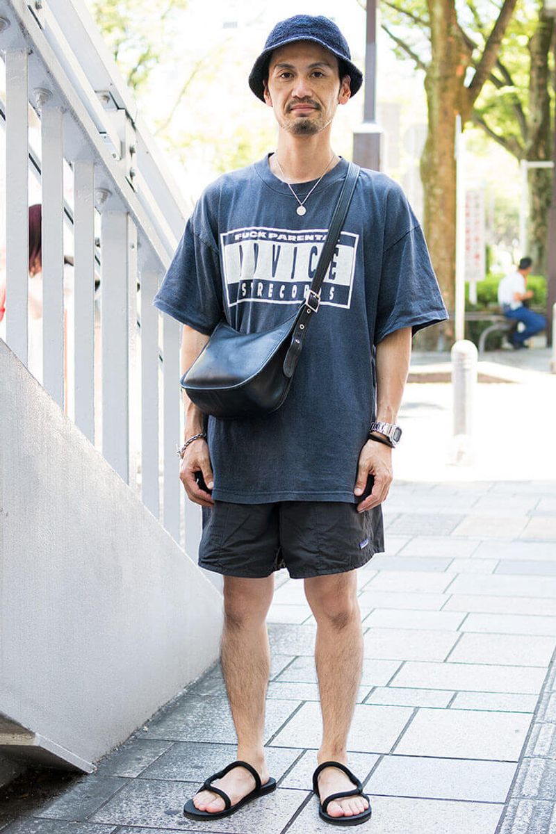 動きやすさも洒脱感も。街で着るアウトドアブランドの上手な使い方 酒井宏和