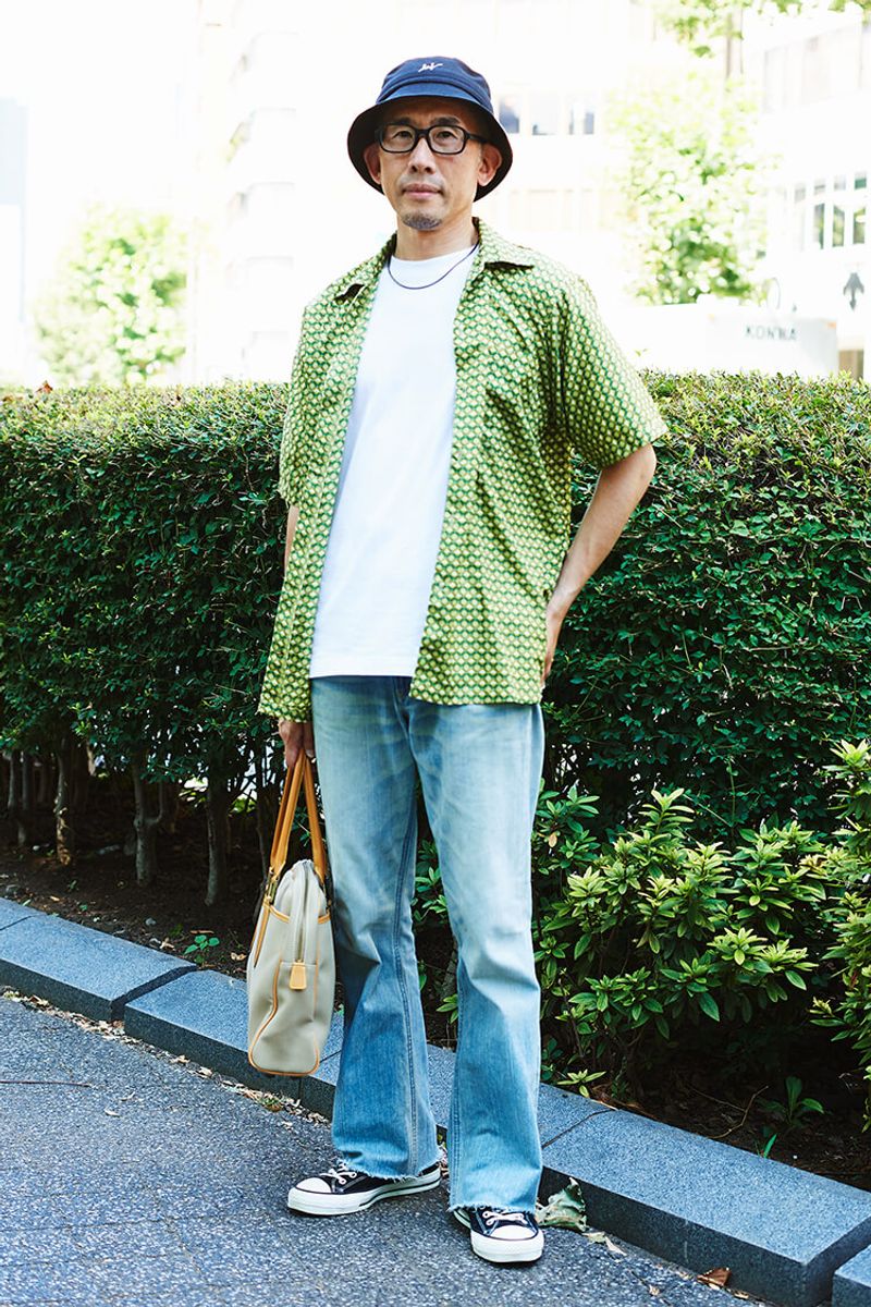 ゴキゲンな柄シャツを小慣れて見せる、ブーツカットデニムがポイントです 富樫泰之