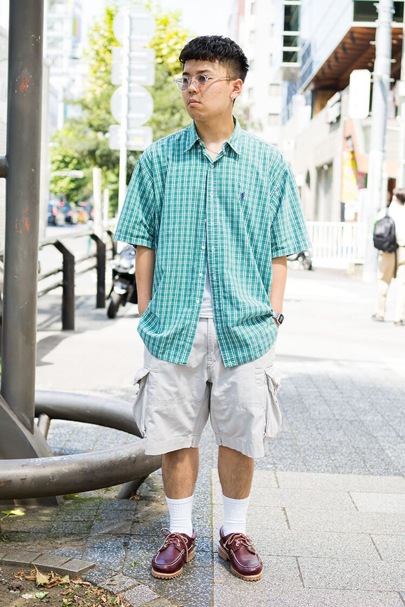 アメカジを若々しく。見るだけで涼しいミントグリーン×カーゴショーツ 小坂真優