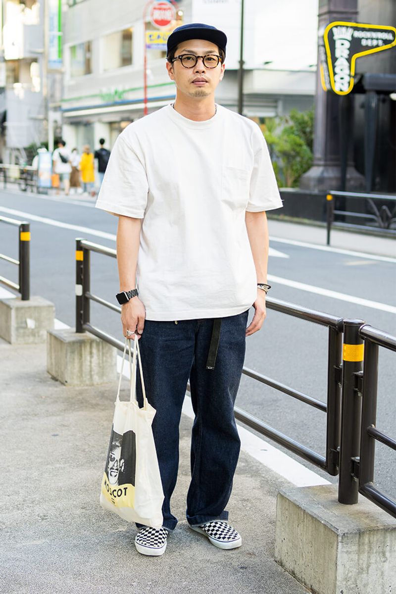 上から順に、白黒交互に。ナイスモノトーンの方程式 内海大暉