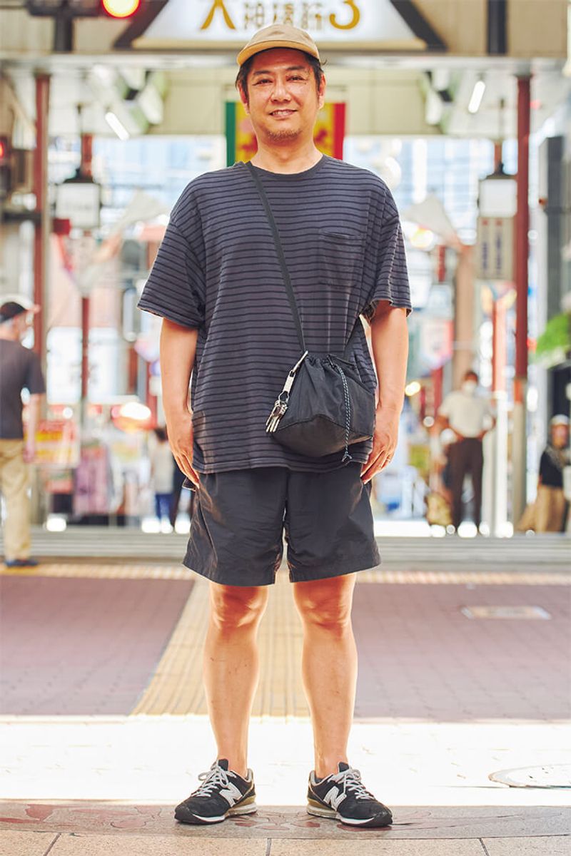 遠目には無地、近づきゃボーダー。明色ボーダーとは違った良さだね 坂尾憲治