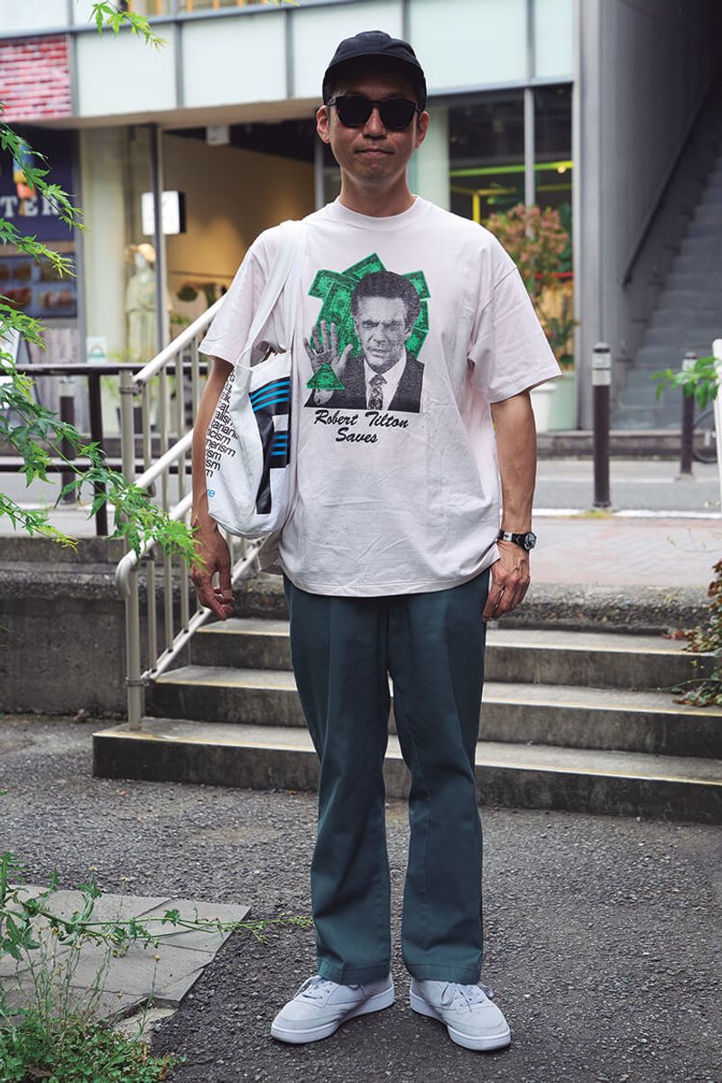 ヴィンテージTに、ホワイト&グリーンで色合わせ。プリントTをちゃんと面白がる 高橋龍