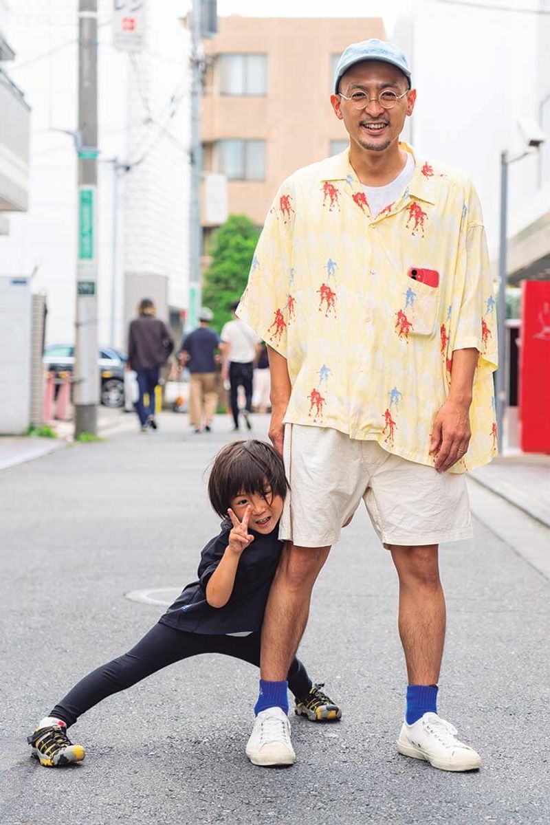 とことんゴキゲンな開襟シャツも、色を巧みに使ってカラッとコーディネイト 神谷 崇