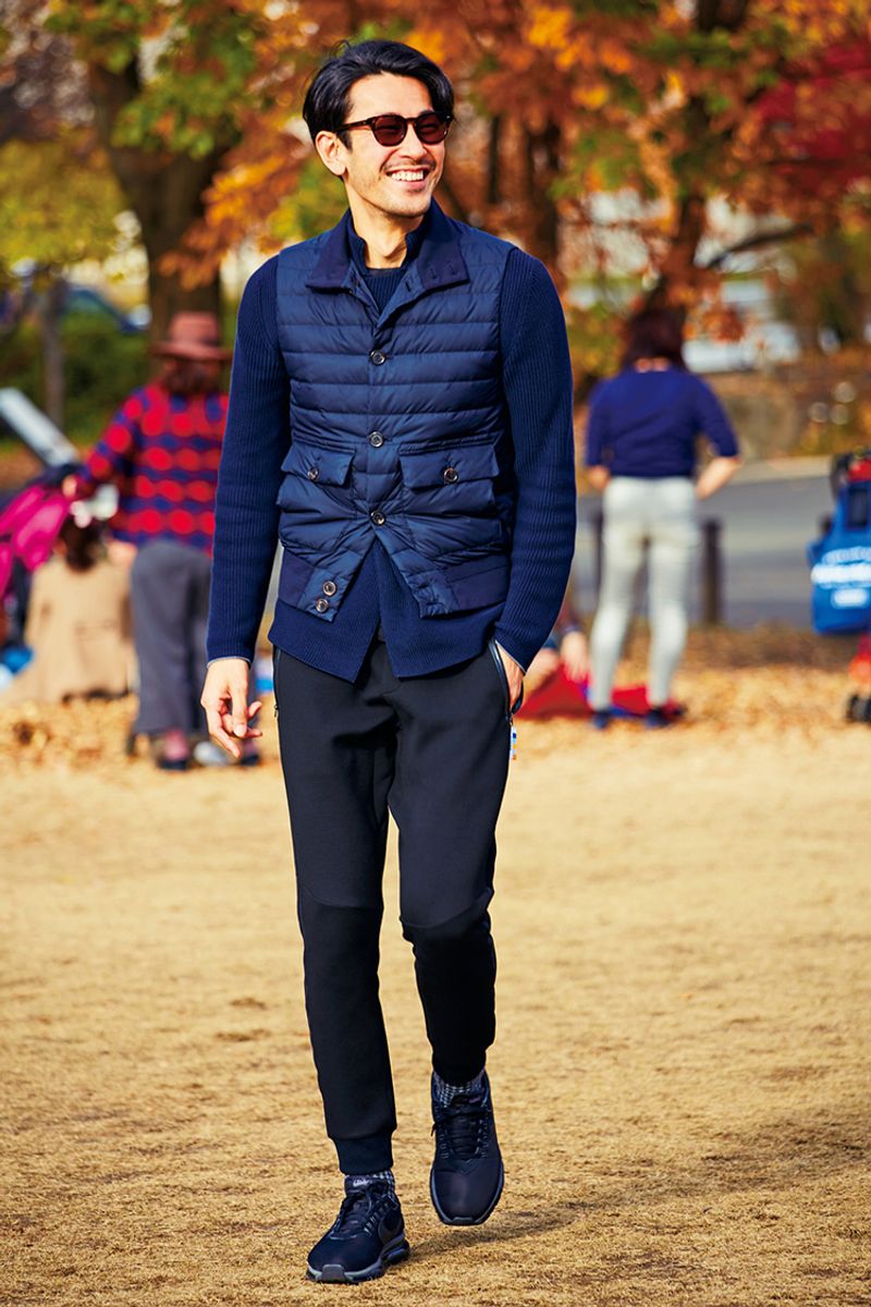 アクティブな日こそ素肌で感じるカシミヤを 