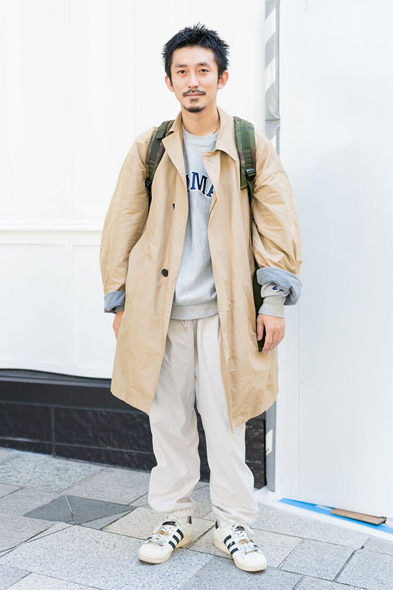 コートとスウェットは相性がいい！ カタさなし家着感なしの好例 山原