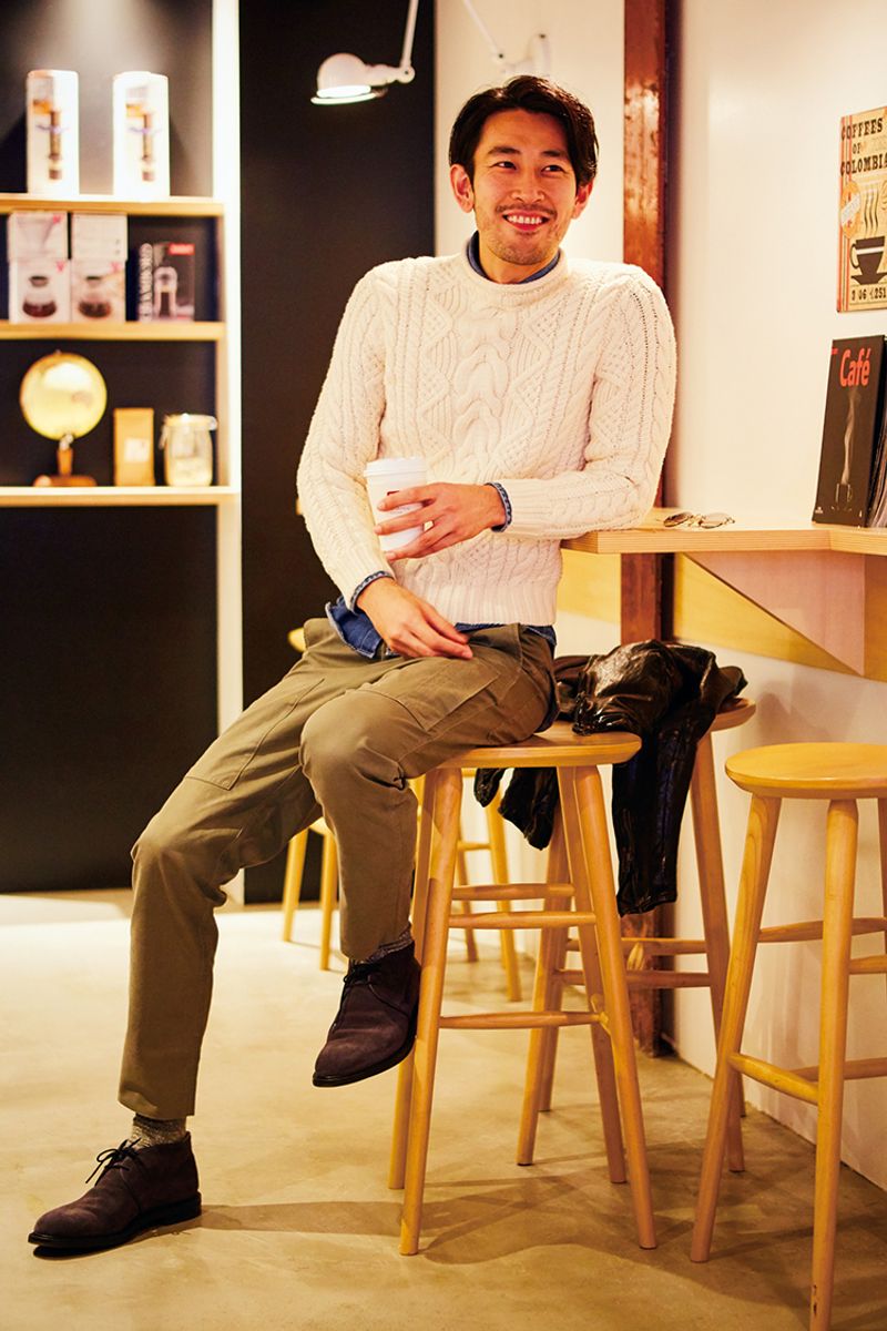 ハードなアメカジをマイルドに変えるカシミヤ 