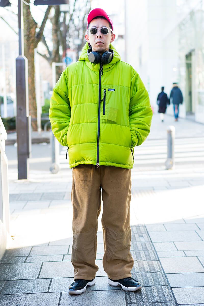 冬こそ明るい色を！ 自然の中で目立つカラーは、街中だって個性を発揮するのだ 福山諒