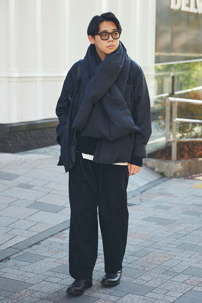 冬の黒はこう楽しめ！ ストールにレイヤード、表情豊かなオールブラック 井尻竜平