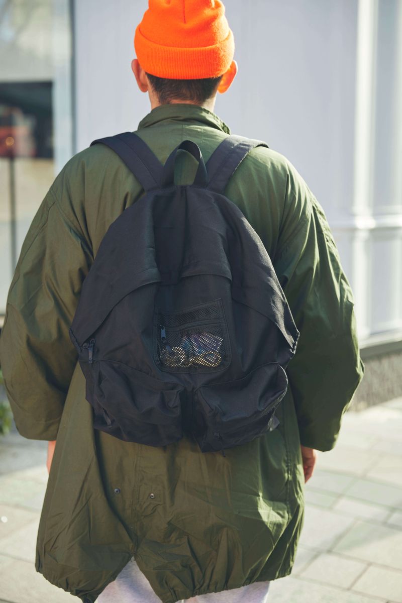 小物には思い切ってビビッドカラーを。オリーブ×オレンジは鉄板です 長谷川洋行 4枚目の写真