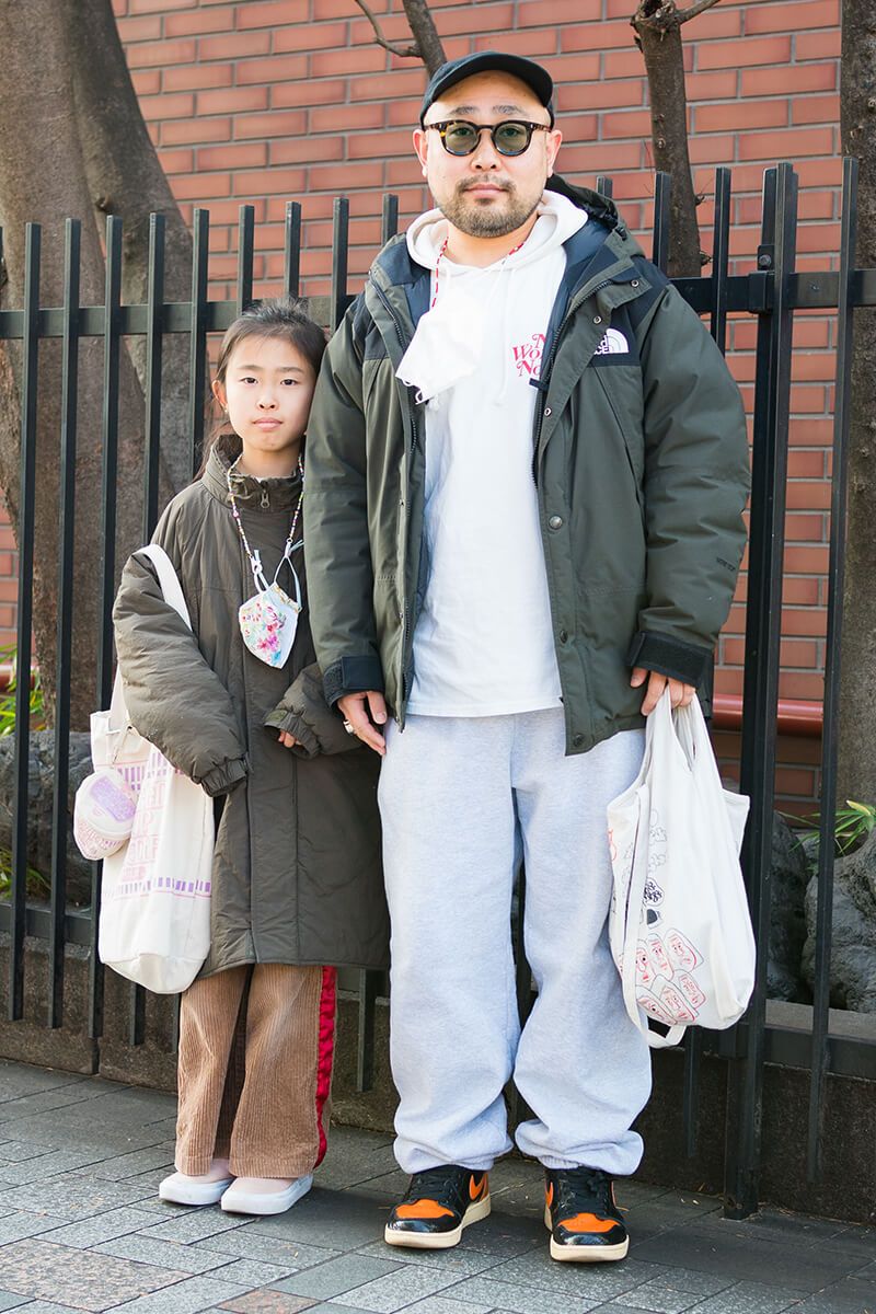 スウェットパンツがしっかり街着に。ポイントはこだわり光る小物使い 後藤貴之