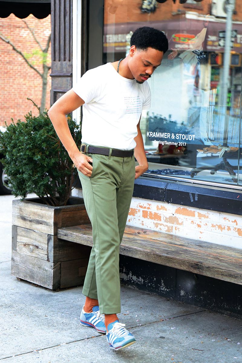 バックルをズラしたベルト使いに注目 コーリー