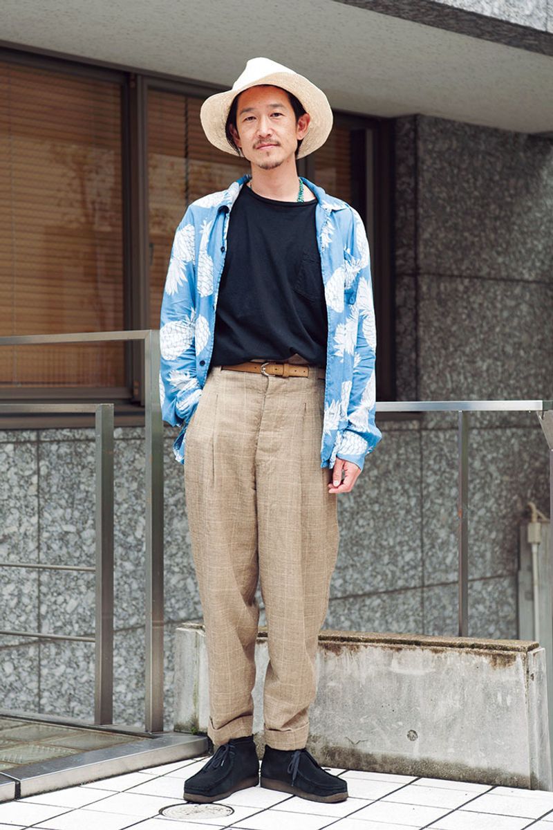 アロハが新鮮に映る。ツータックスラックスの絶妙な着こなし 「ビームス」クリエイティブスーパーバイザー戸田 慎