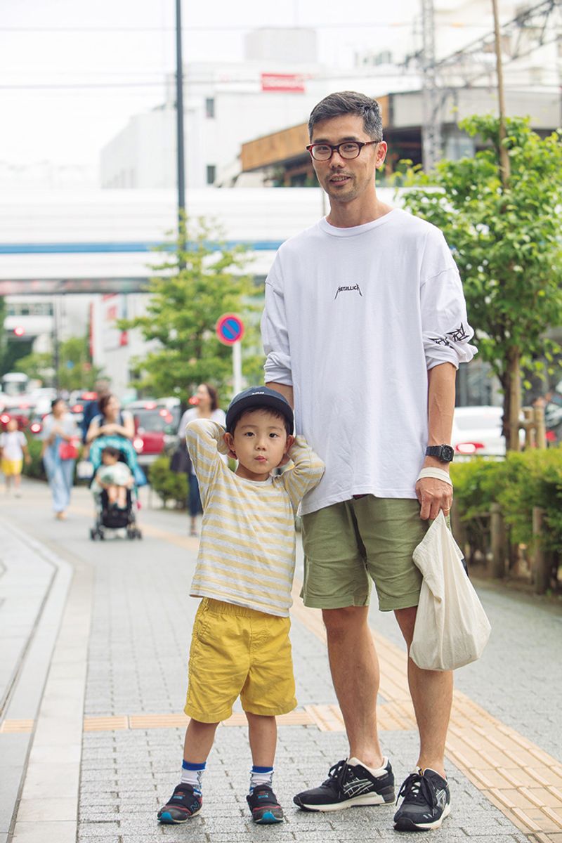 ゆったりロンTに変えるだけ→”今っぽい”シルエットの出来上がり！ 松岡大成