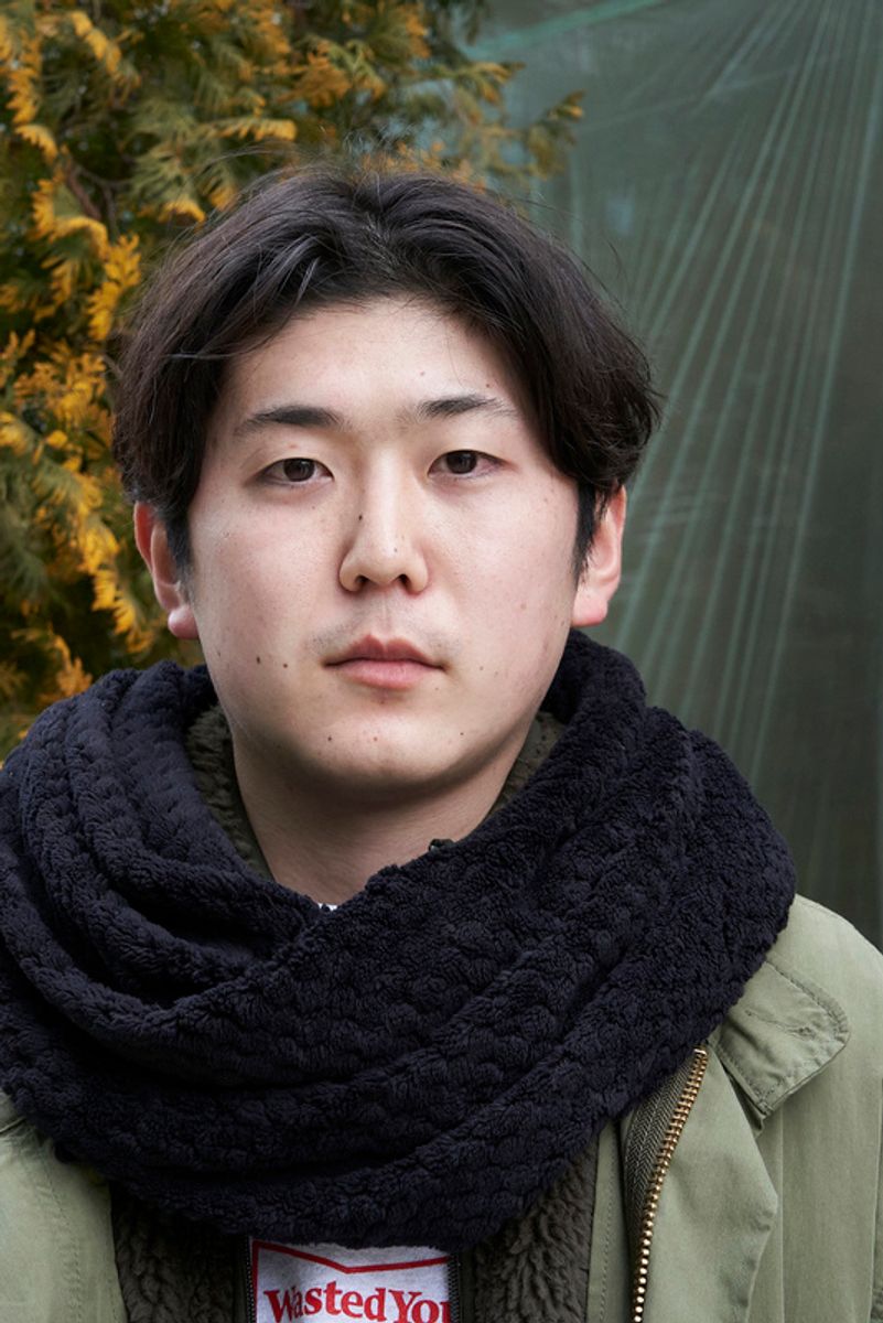 コーディネイトの主役に、斬新すぎるコラボスニーカーを 荒木田幸治 2枚目の写真