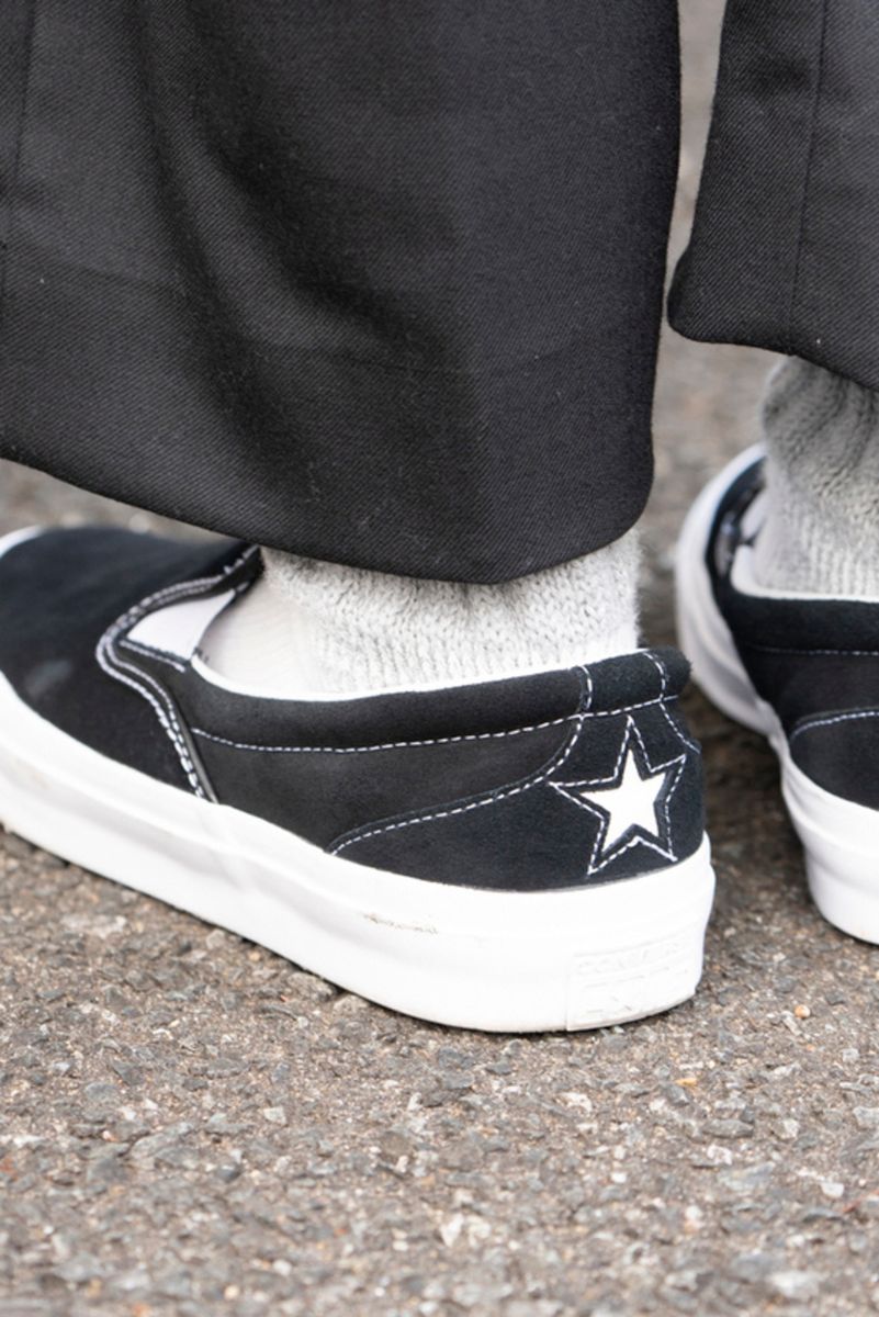 コットンシルクのブルゾンにカシミアのカーデ、黒は素材にこだわる 多田真文 3枚目の写真