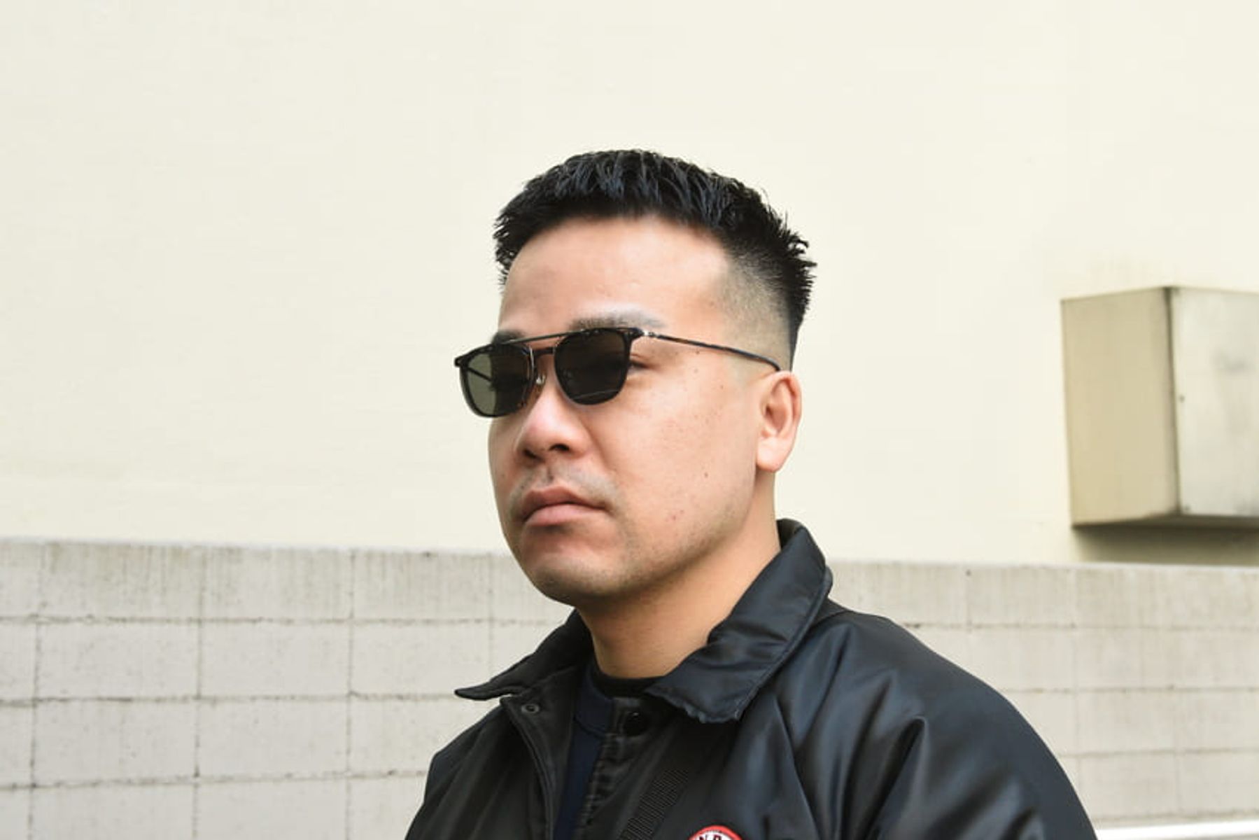 派手な色柄は、ミニ面積で取り入れると吉。 野村昇吾 2枚目の写真