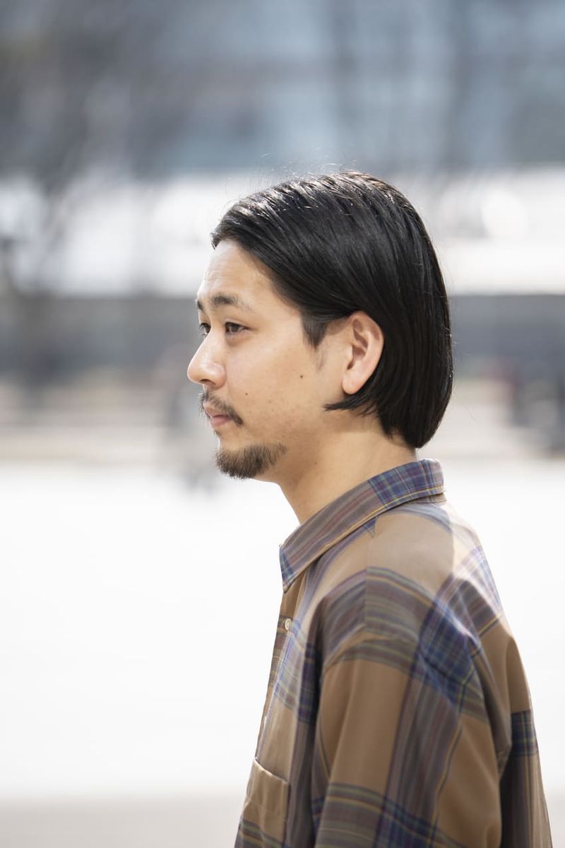 ブルゾン代わりのチェックシャツ、前閉め袖止めが大人っぽい！ 上田泰史 3枚目の写真