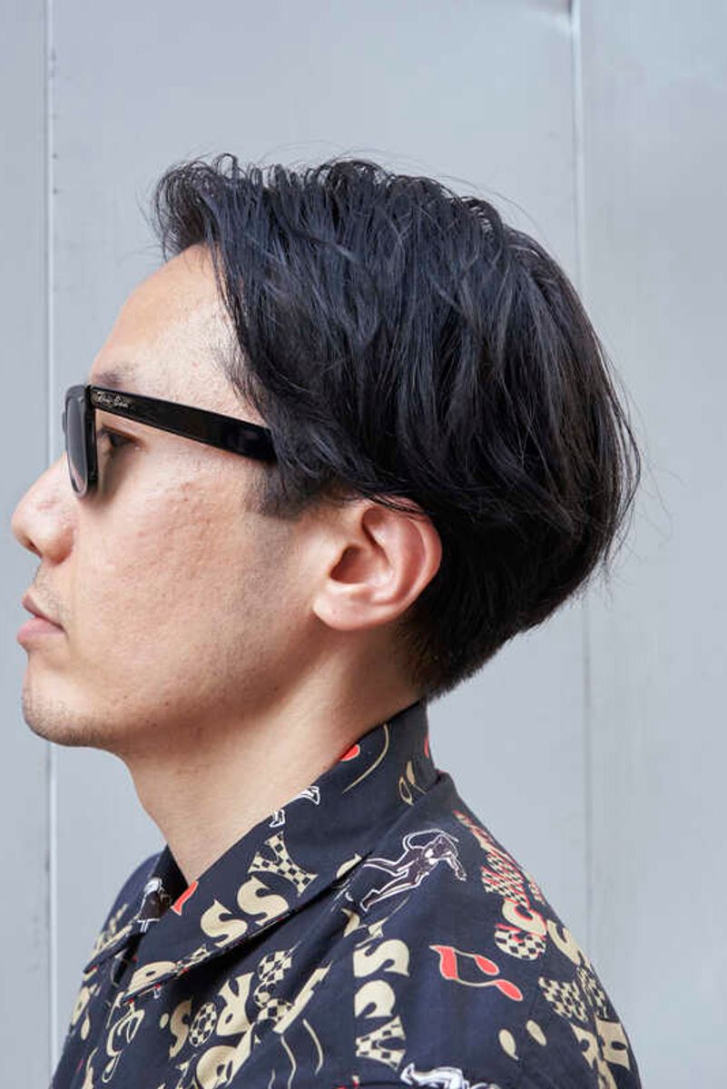 パンツインでコンパクトに見せる、柄シャツの上手な着こなし 水井裕一 3枚目の写真