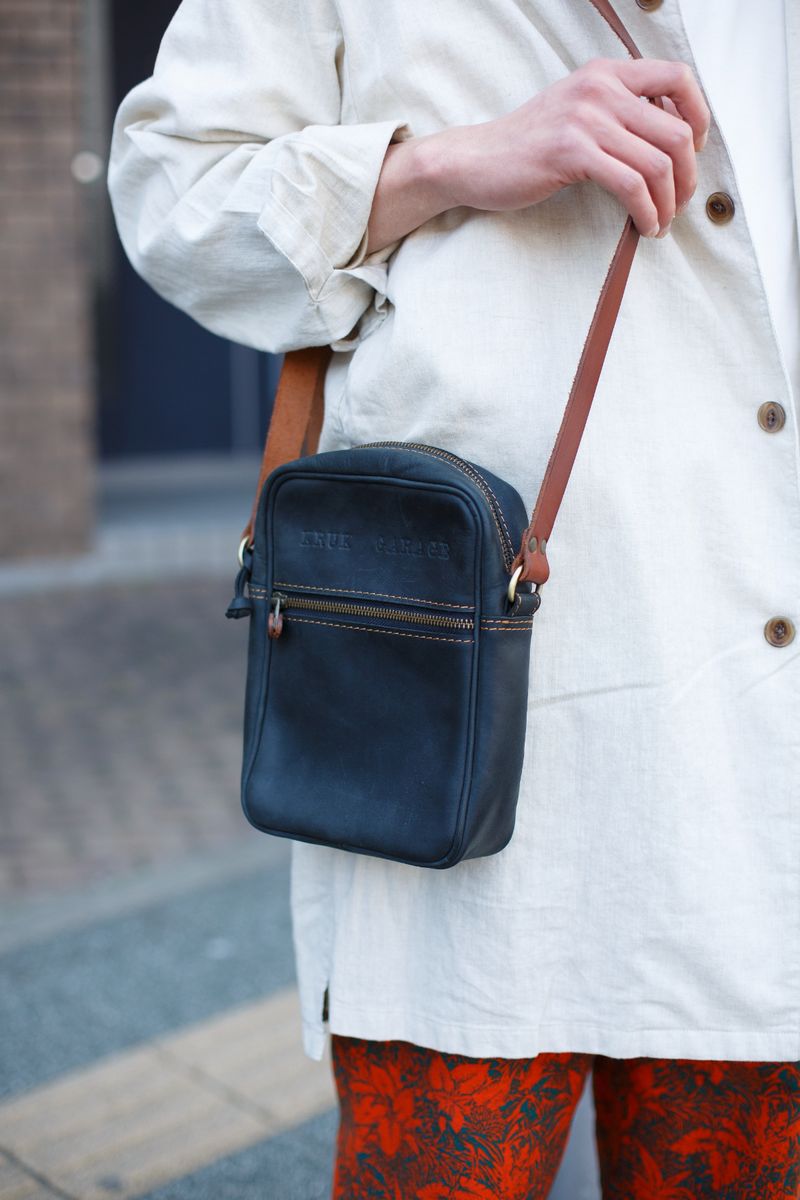 春コーデに咲き乱れる、柄パンツの華やぎに刮目せよ 大内保幸 2枚目の写真