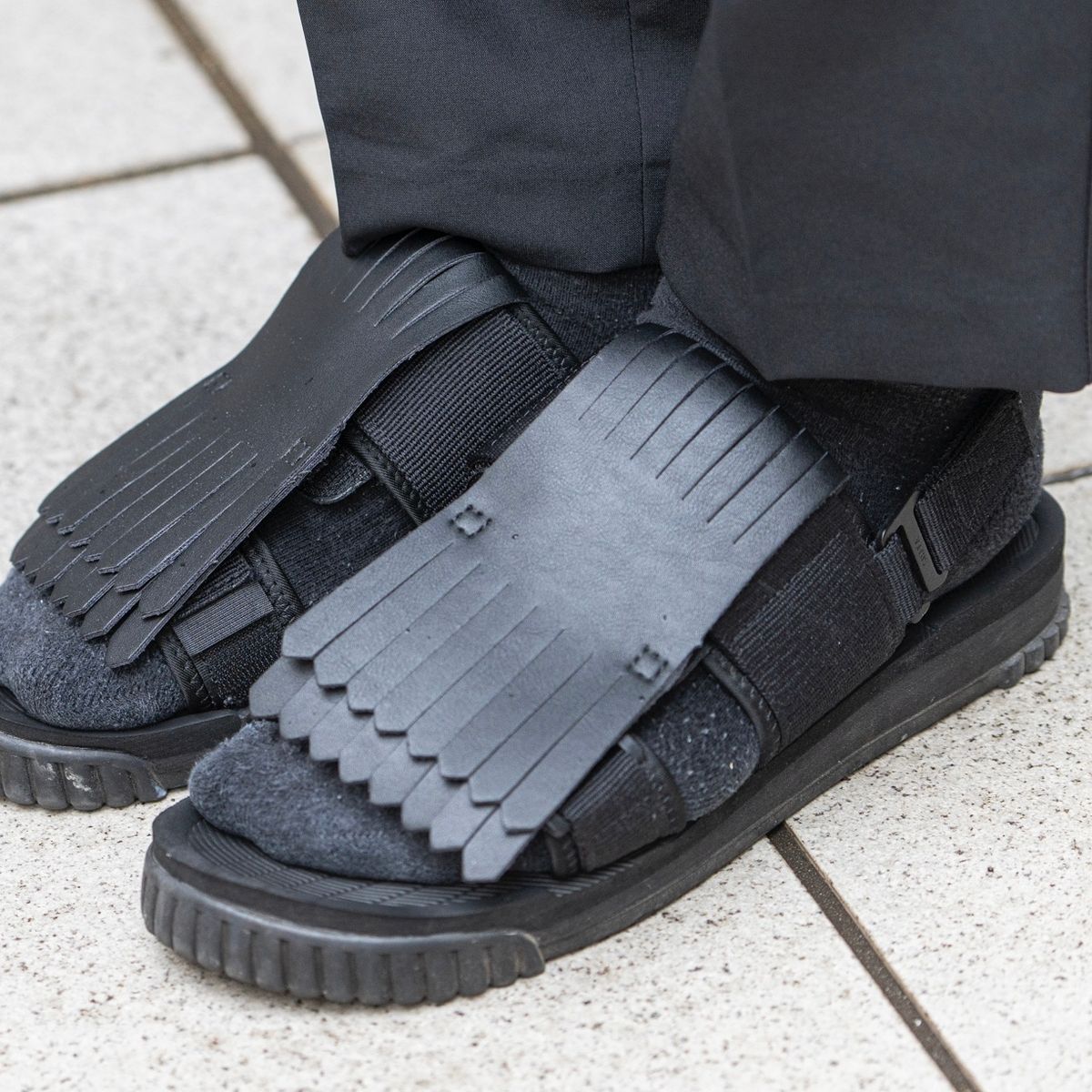 蔓延したブラックコーデとひと味違う、洒落者の着こなし 吉田 努 7枚目の写真