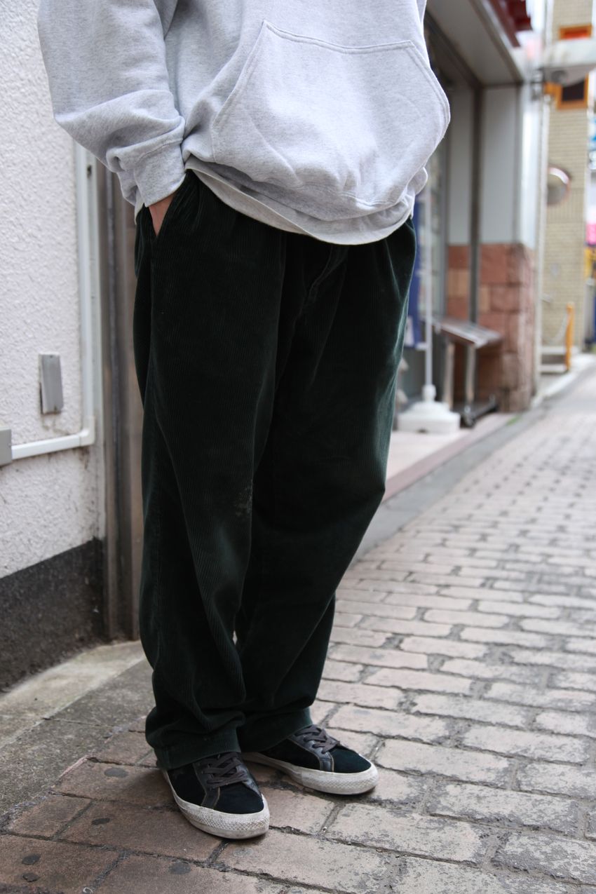 結局グレーの「パーカ」に首ったけ。チャンピオン以外で着るならどのブランドがいい？ - 3枚目の画像