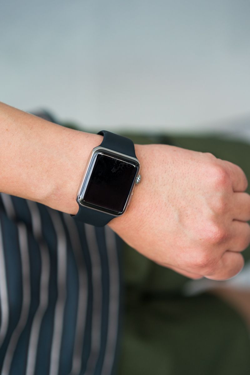 軽快なショーツに爽やかなマルチボーダーが◎ 芦原 聡 6枚目の写真