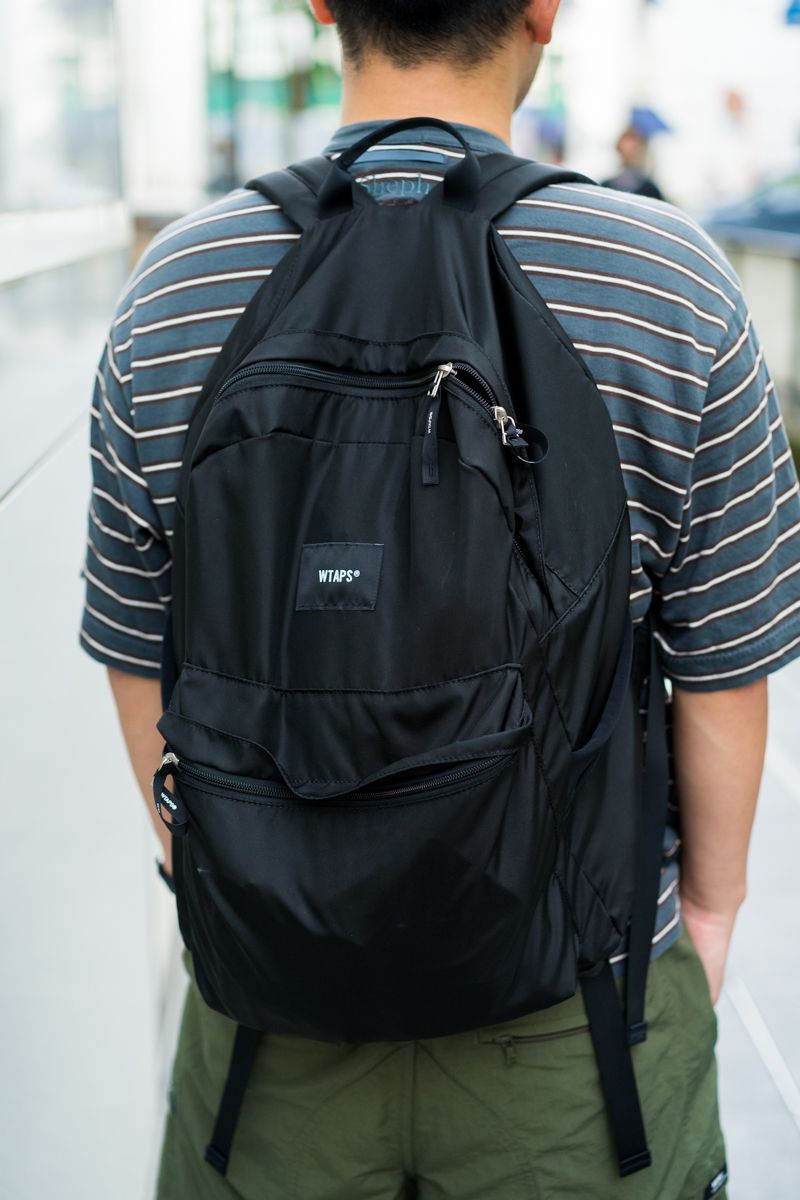 軽快なショーツに爽やかなマルチボーダーが◎ 芦原 聡 5枚目の写真