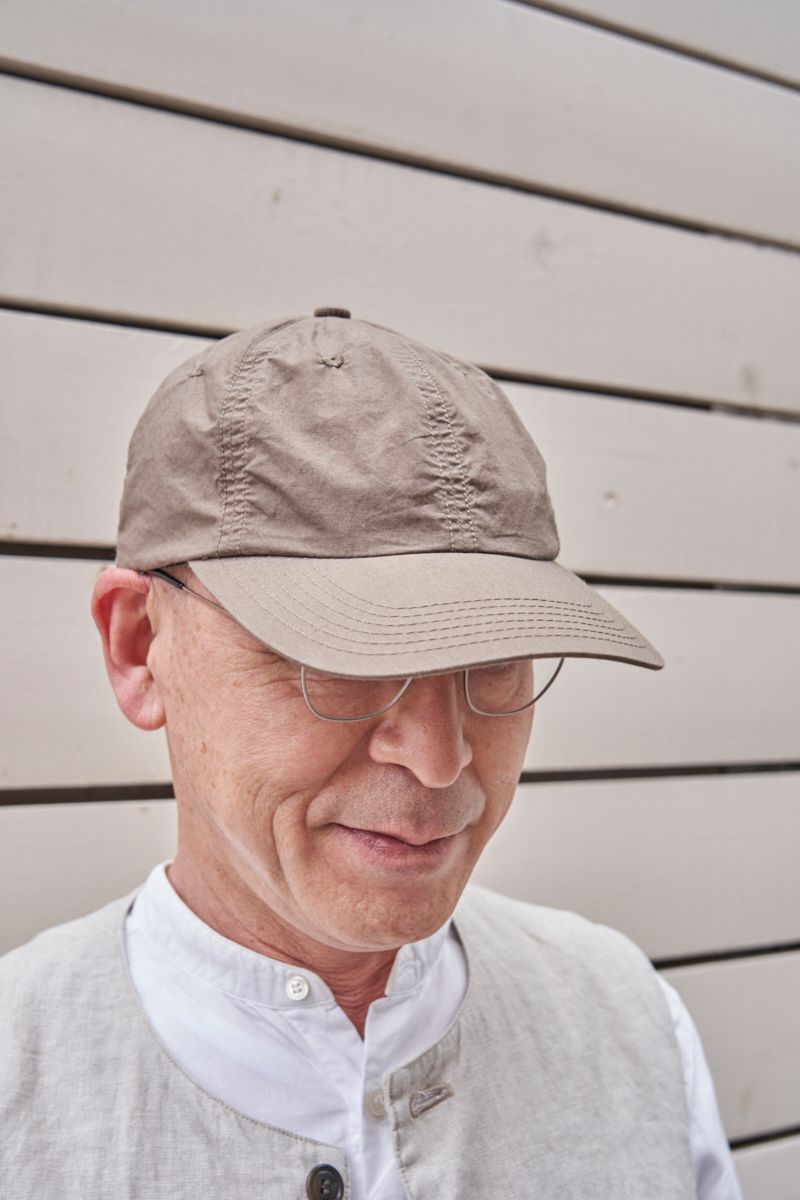 ナチュラルな色と素材を楽しむ晴天の装い 早矢志二郎 6枚目の写真