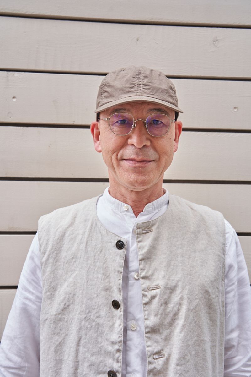 ナチュラルな色と素材を楽しむ晴天の装い 早矢志二郎 3枚目の写真