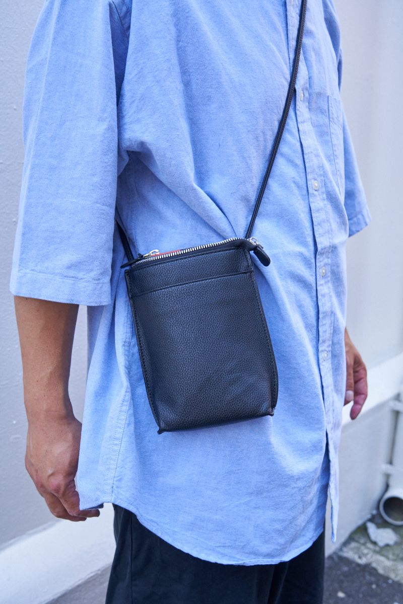 スニーカー中心の日。足元は緑のジョーダンⅠ 荒畑達也 7枚目の写真