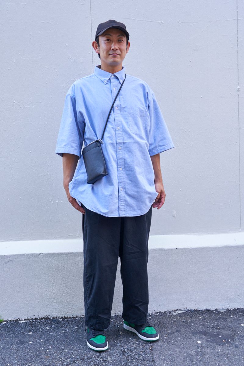 スニーカー中心の日。足元は緑のジョーダンⅠ 荒畑達也