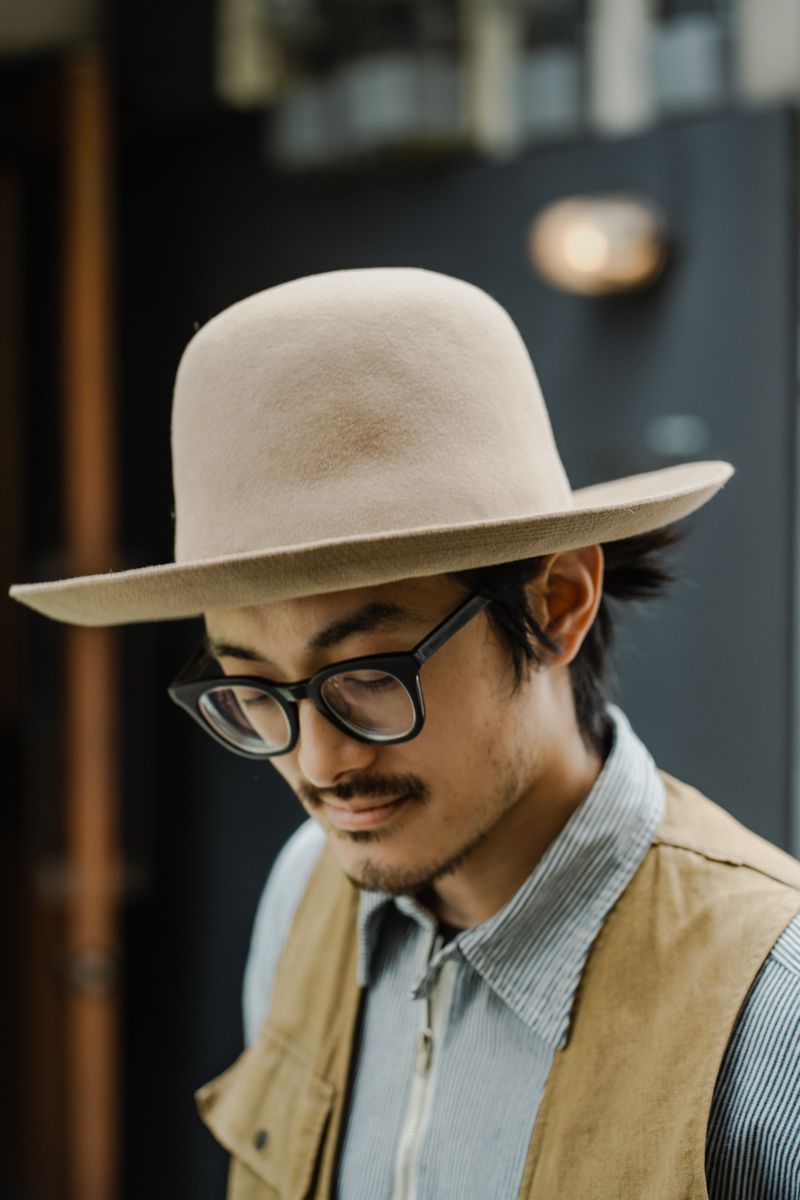 本日の主役はこだわり抜いたリメイクパンツ 西 京之介 2枚目の写真