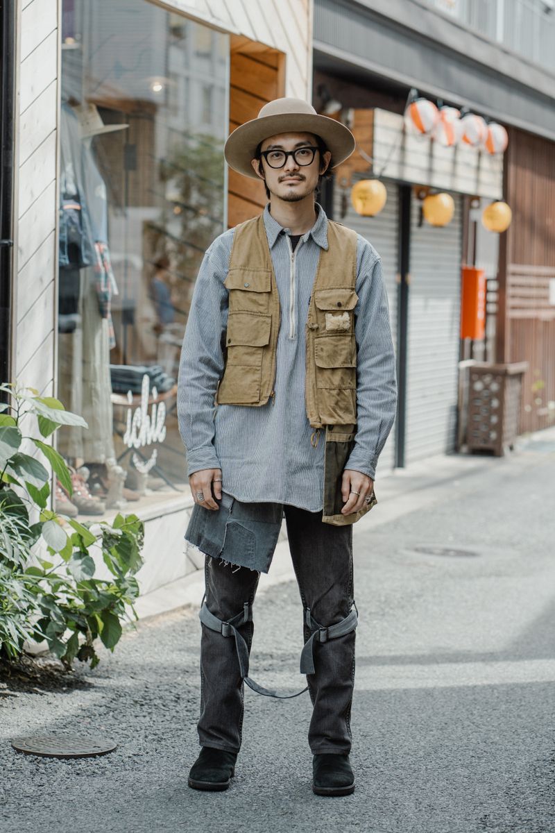 本日の主役はこだわり抜いたリメイクパンツ 西 京之介