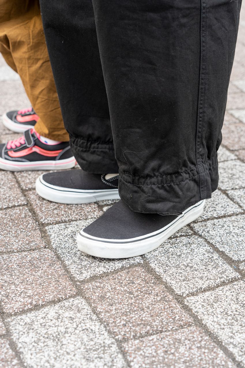 洒落た大人の1軍シャツ「コムデギャルソンシャツ」。大定番のストライプとチェック柄のコーデ3選 - 9枚目の画像