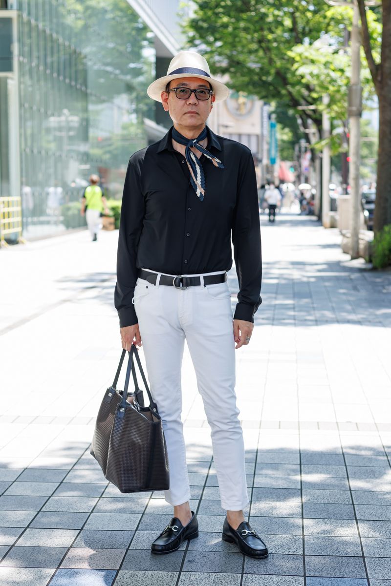 初夏にCOOLなハット＆スカーフの上品使い 川﨑弘人