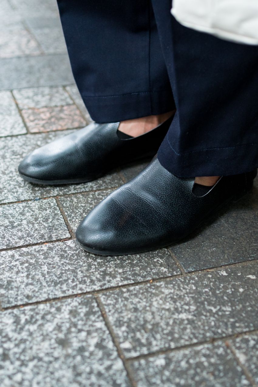 夏の軽装時こそ役に立つ！品良くコーディネイトするための「スラックス」活用術 - 7枚目の画像