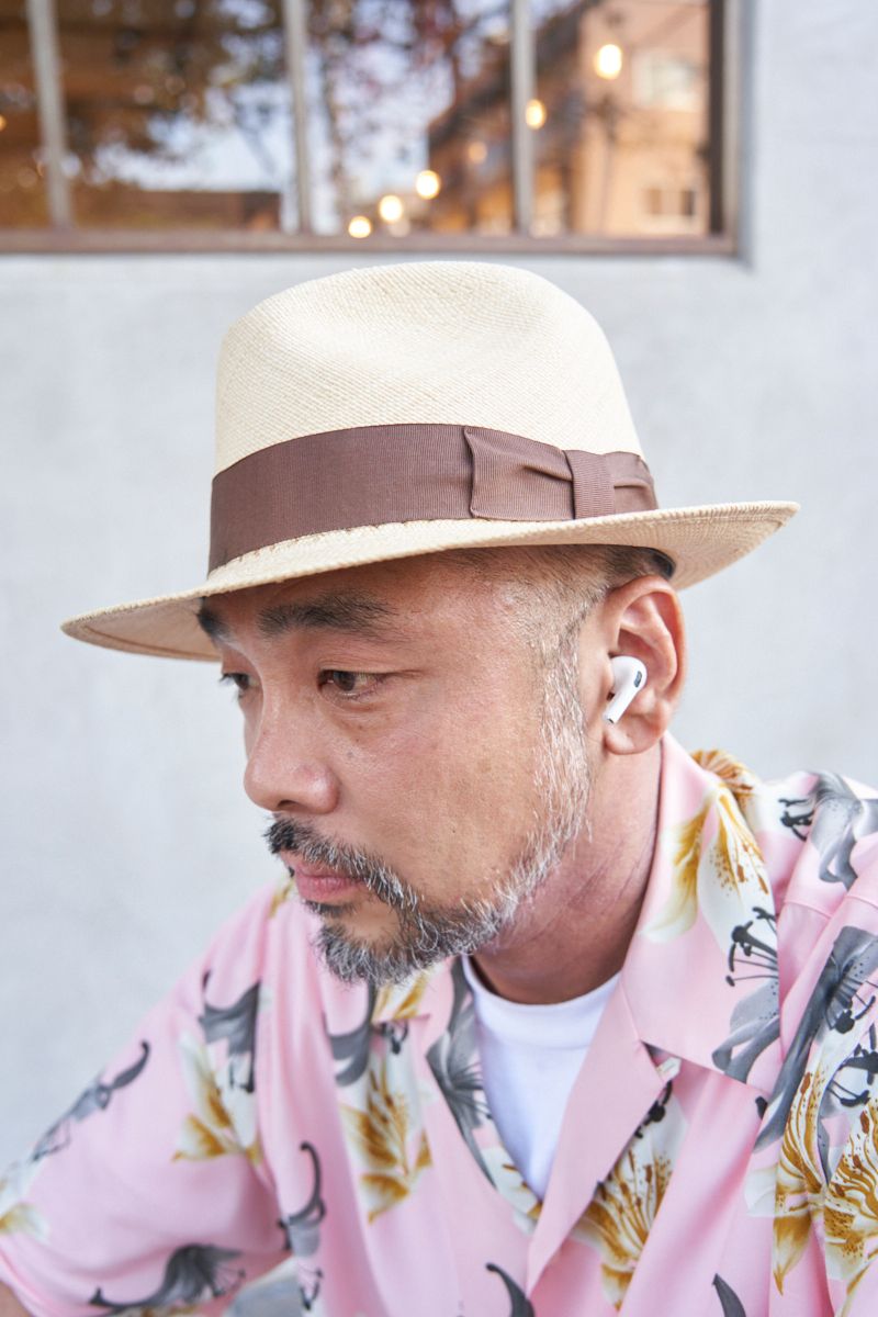 花柄がポイントの色鮮やかなサマーコーデ 鈴木健太郎 3枚目の写真