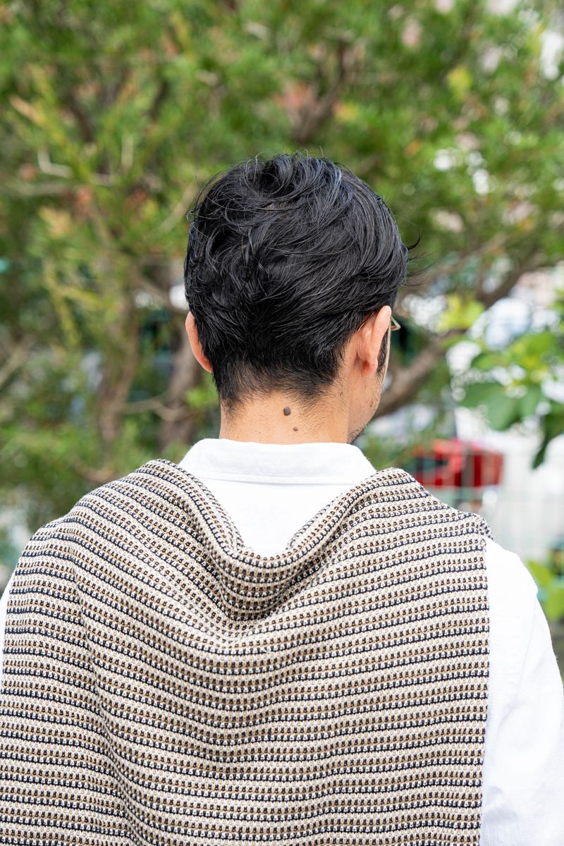 リネンのパンツとシューズがもたらす清涼感 松田敏志 4枚目の写真