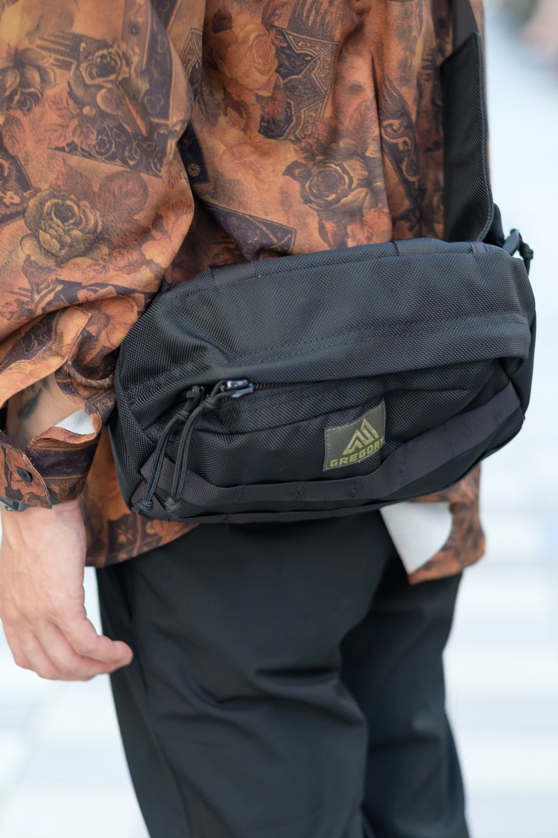 小物選びに嫌味がない大人のロックテイスト 楠 善孝 5枚目の写真